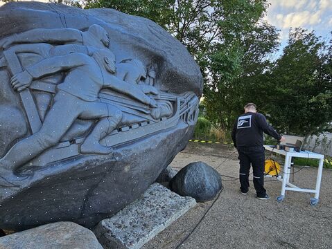 Zebicon 3D scan the momorial stone of Mylius Erichsen